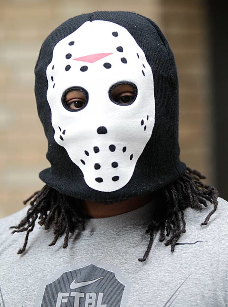 140314010656-marshawn-lynch-single-image-cut.jpg
